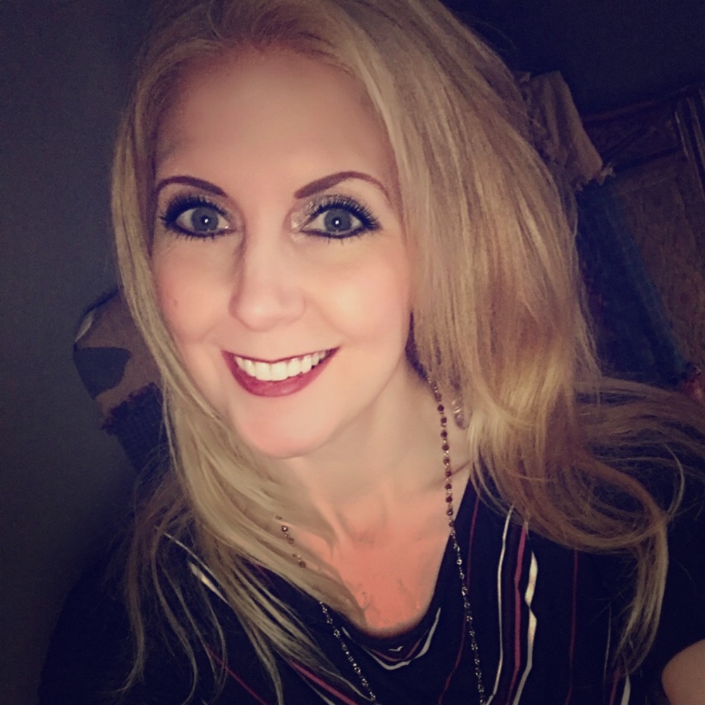 Meet your Posher, Jenn